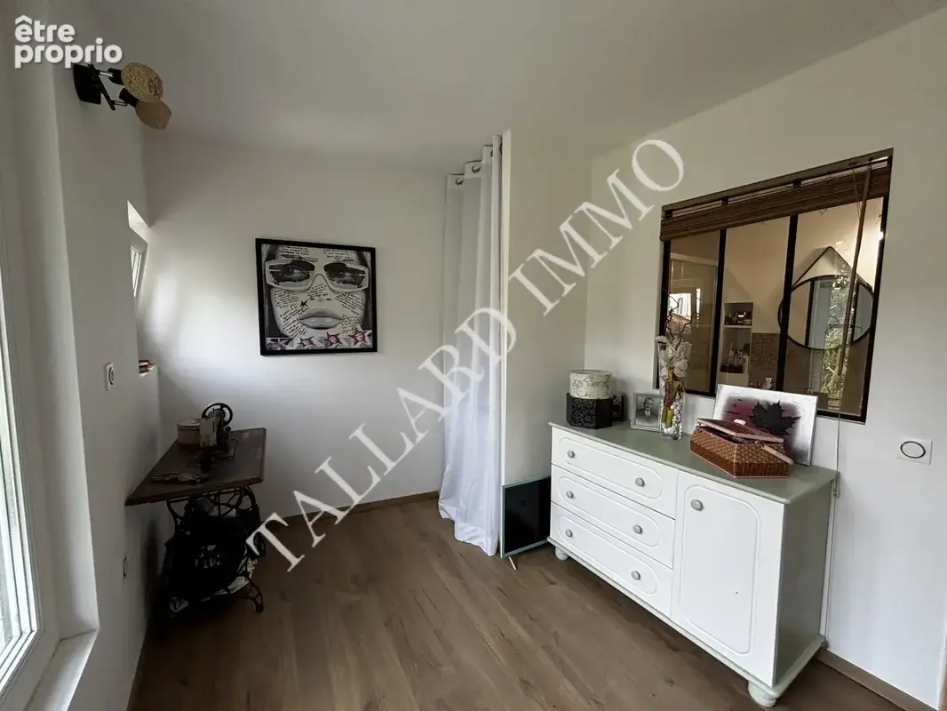 Exclusivité Tallard centre lumineux appartement entièrement rénové + dépendances - photo 16