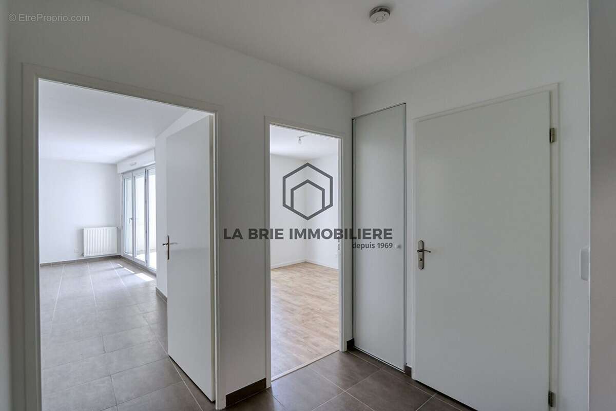 Appartement 49 m² à Chennevieres-Sur-Marne  - photo 7