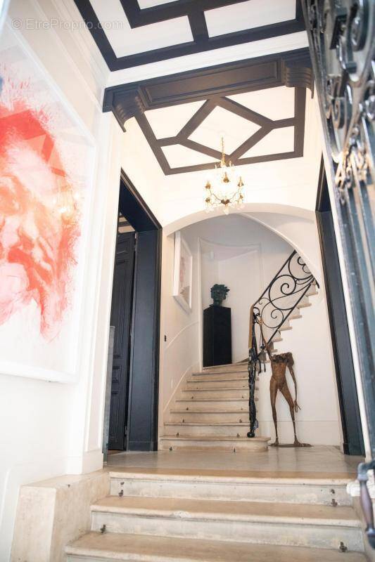 Maison à PARIS-17E