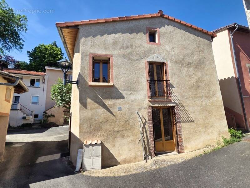 Maison à SAINT-BONNET-LES-ALLIER