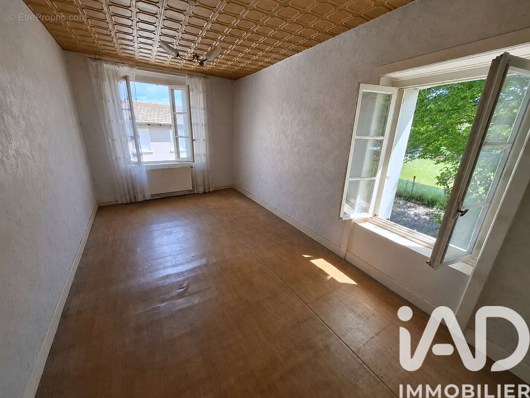 Photo 9 - Maison à BEAUZAC