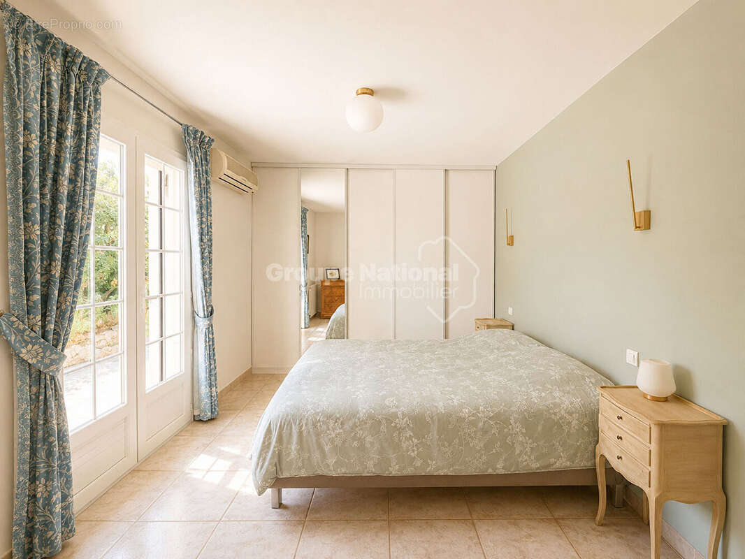 Exclusivité à Ensuès-la-Redonne : Une maison où l'on vit en vacances toute l'année - photo 6