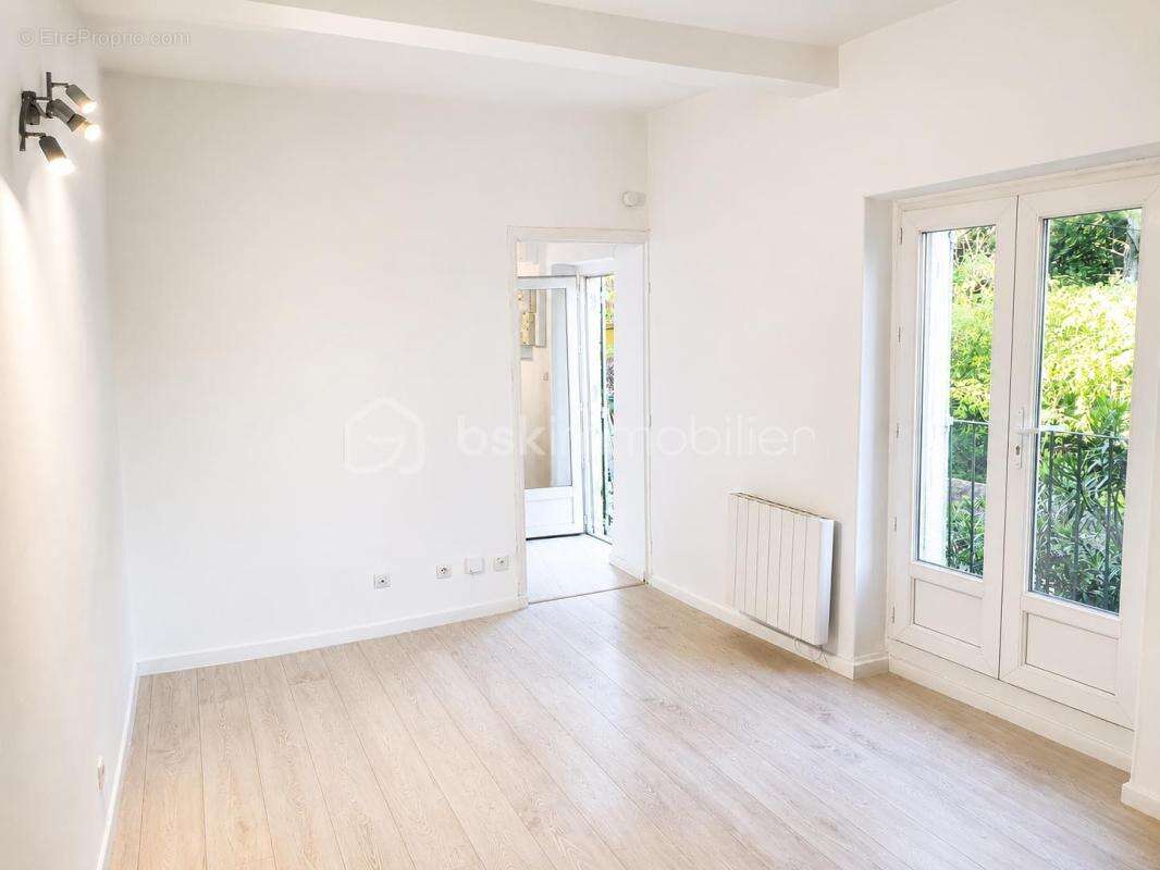 EXCLUSIVITÉ – Immeuble de rapport au cœur de Lauris, 4 appartements loués rentabilité immédiate - photo 5