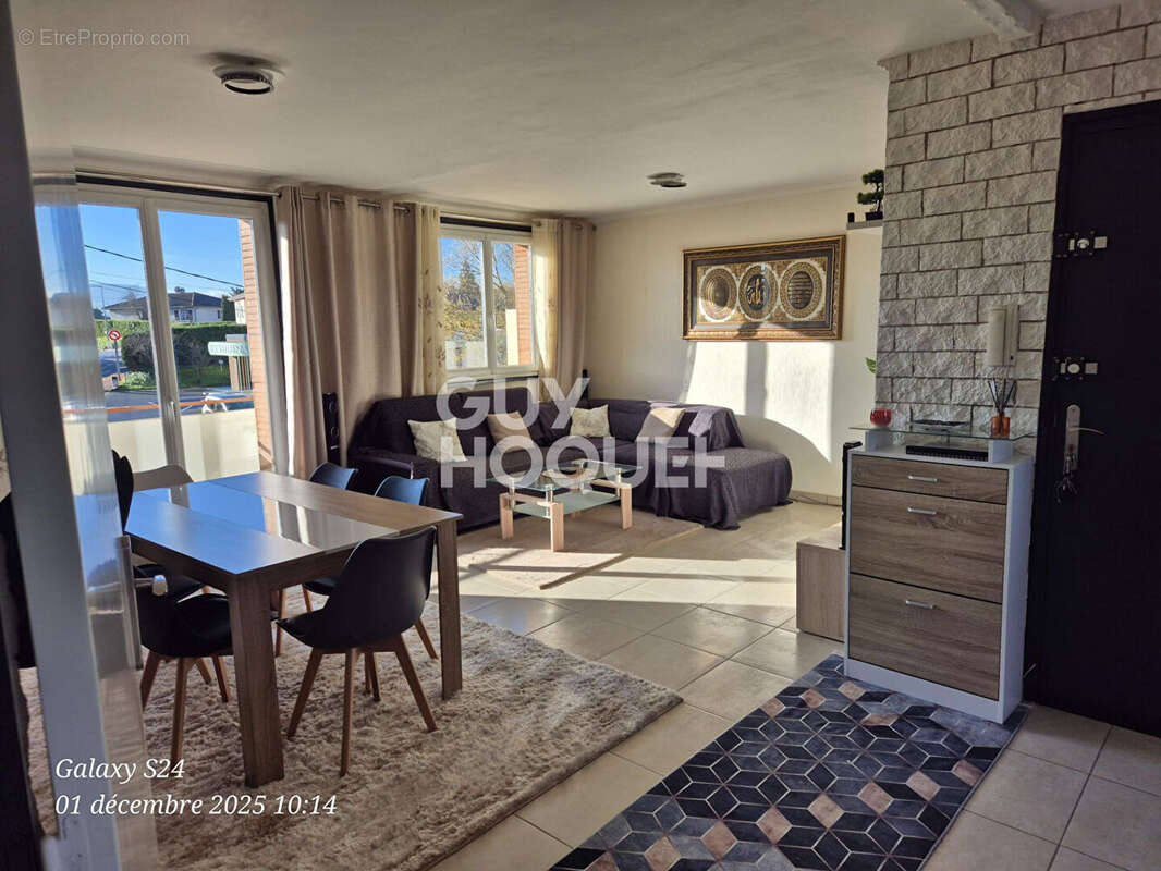 Appartement à L'ARBRESLE
