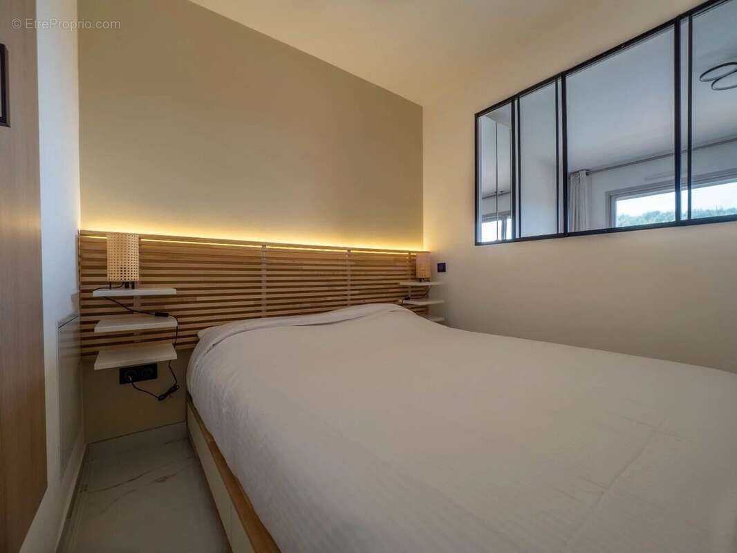 Appartement à VALLAURIS