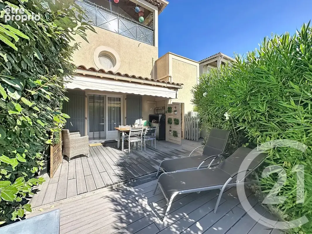 Appartement à UZES
