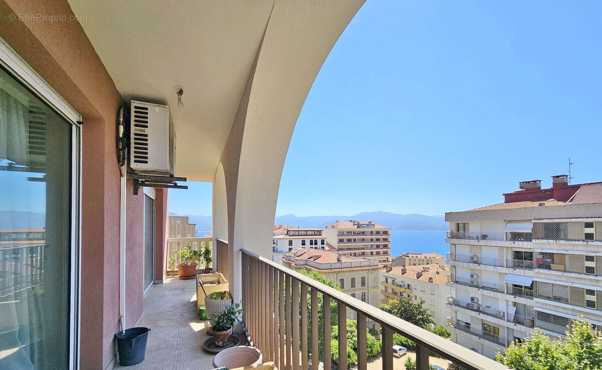 AJACCIO Casone - F5 141m2 Cours Général Leclerc - photo 27