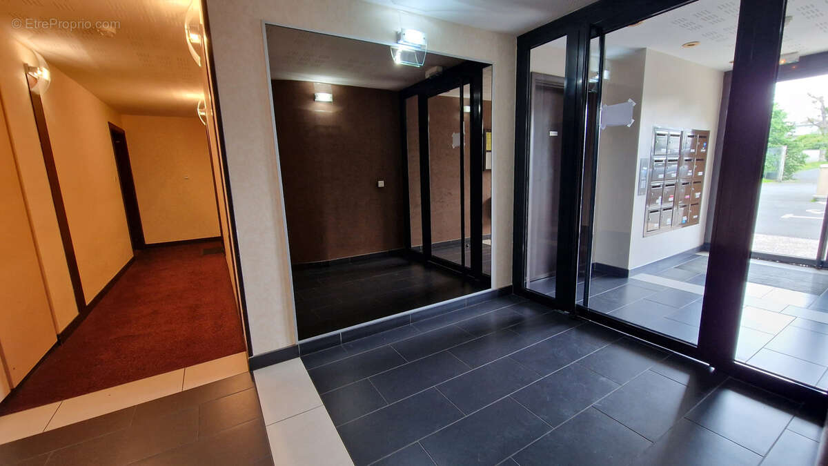 Appartement à LOUVRES