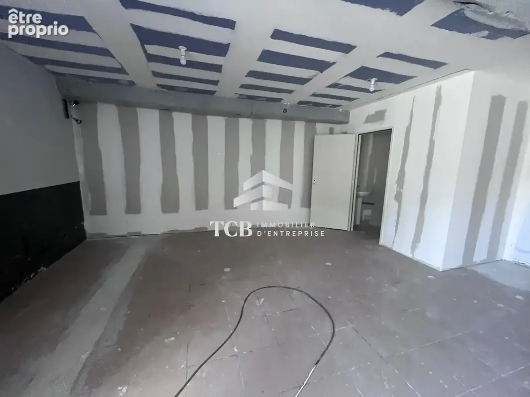 Commerce 43 m² à vendre à Treillieres (44119) - photo 4