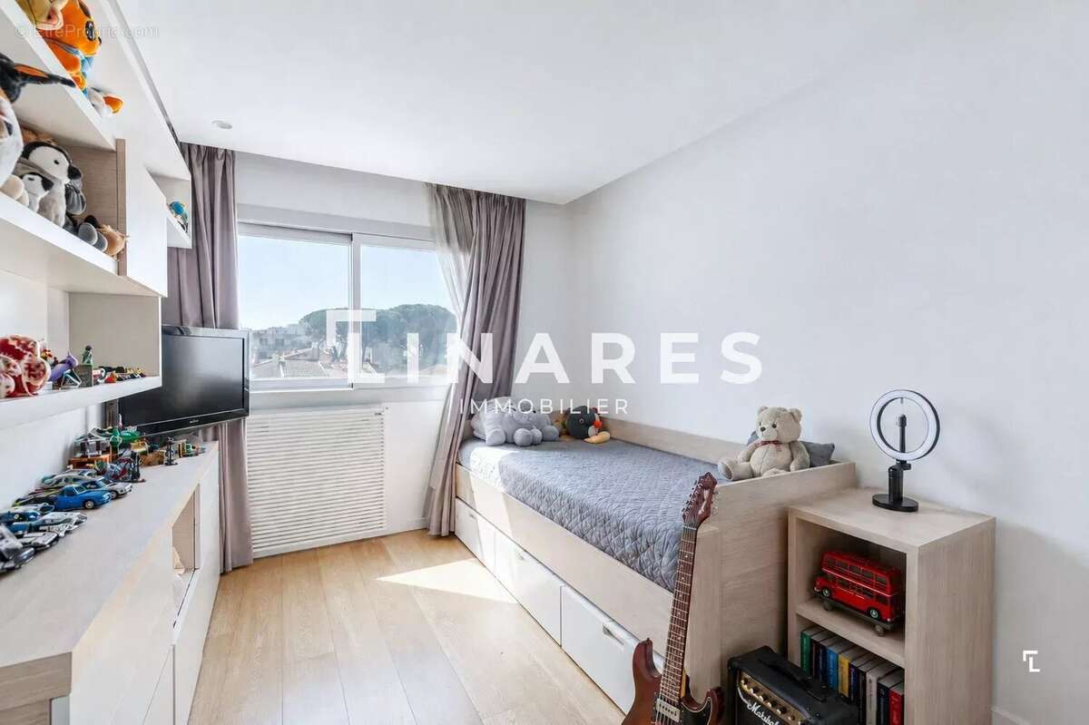 LE BELVERDERE DE MAZARGUES - Appartement T3 de 73m² - Terrasse de 10m²  - Parking - 13009 Mazargues - photo 7