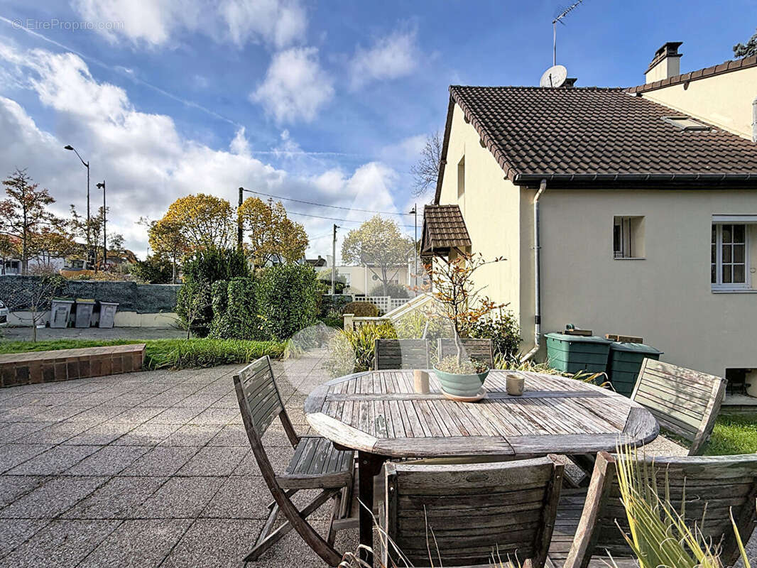 Maison à RUEIL-MALMAISON