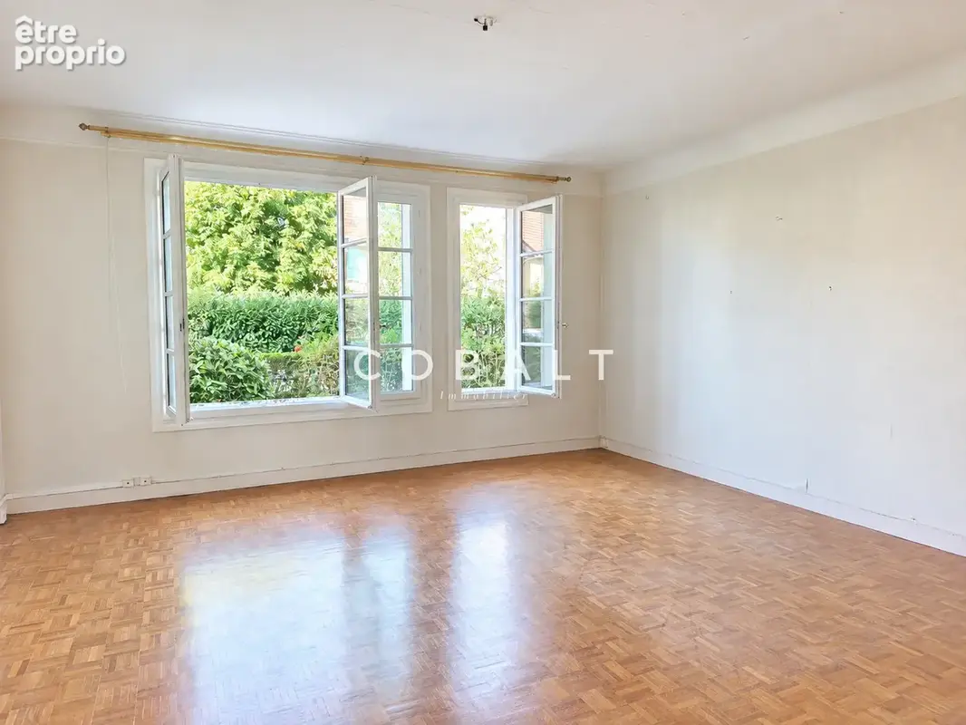 Appartement à LE CHESNAY