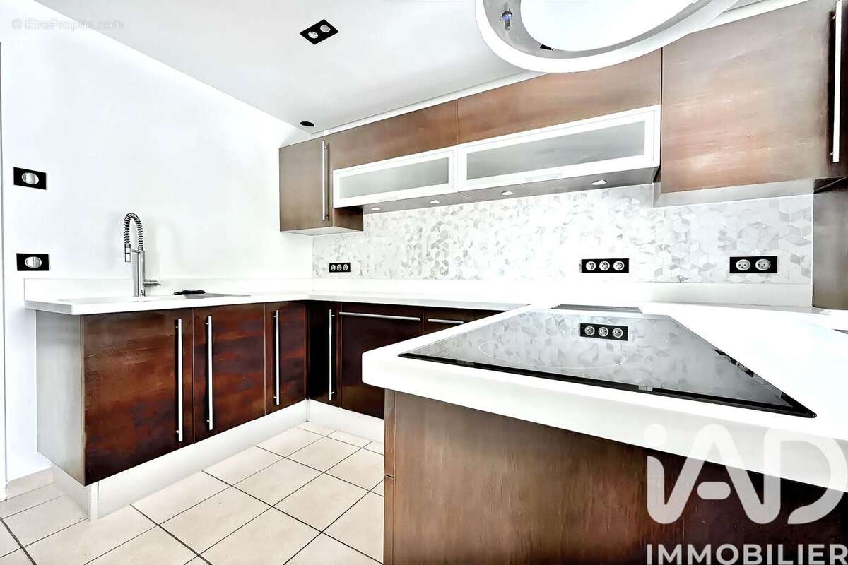 Photo 9 - Maison à BUSSY-SAINT-GEORGES