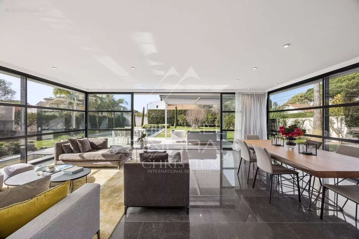 Maison à ANTIBES