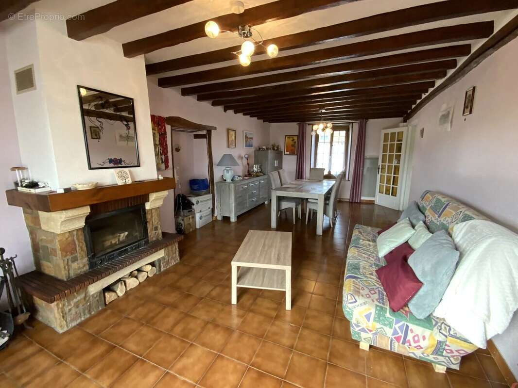 Maison à VILLERS-ALLERAND