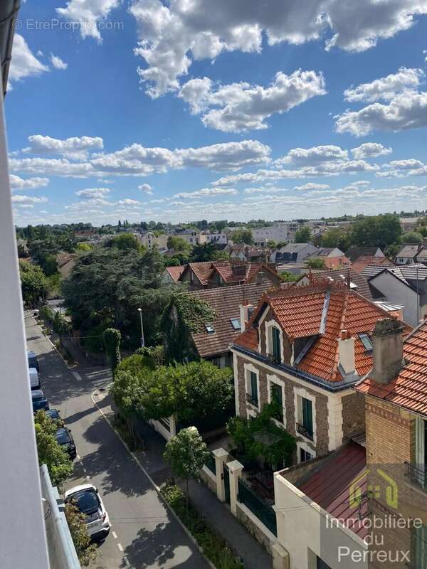 Appartement à LE PERREUX-SUR-MARNE