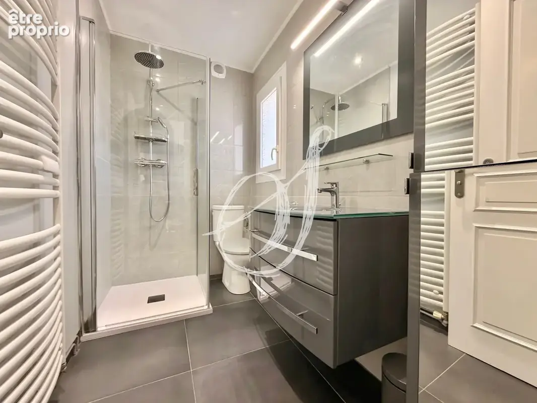 Villa de type 5, quatre chambres & un bureau avec piscine & garage - photo 26