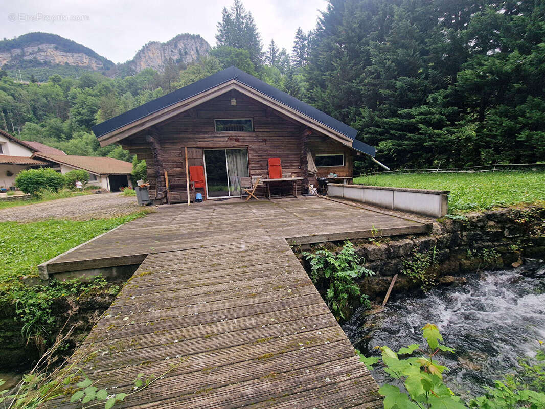 Nantua propriete - photo 16