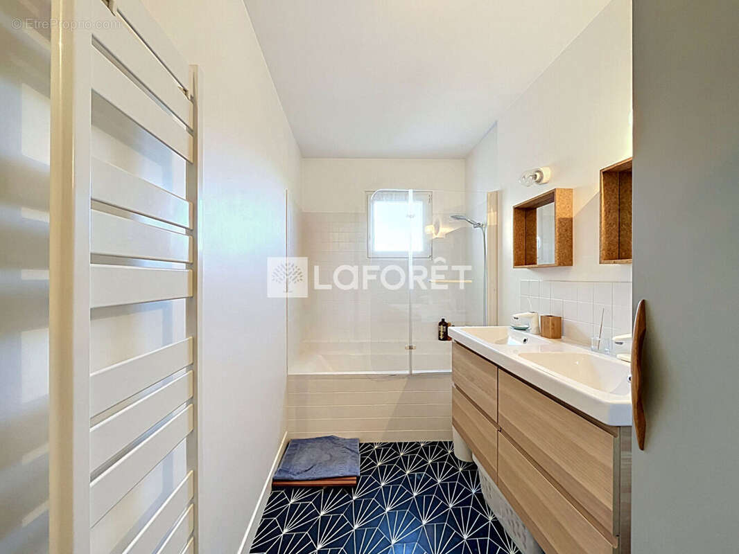 Appartement à RUEIL-MALMAISON