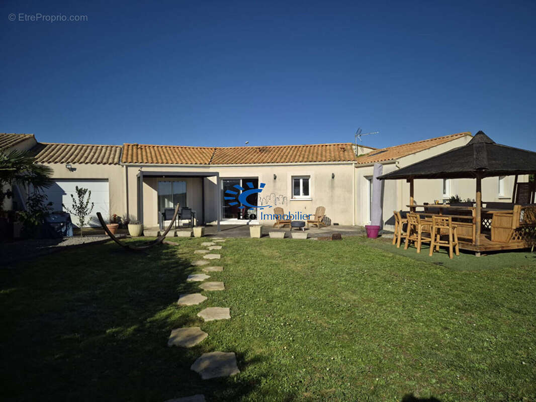 Maison à ANDILLY