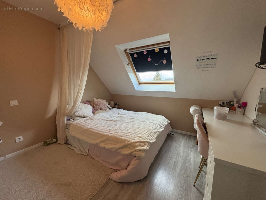 Maison à SAINT-DERRIEN