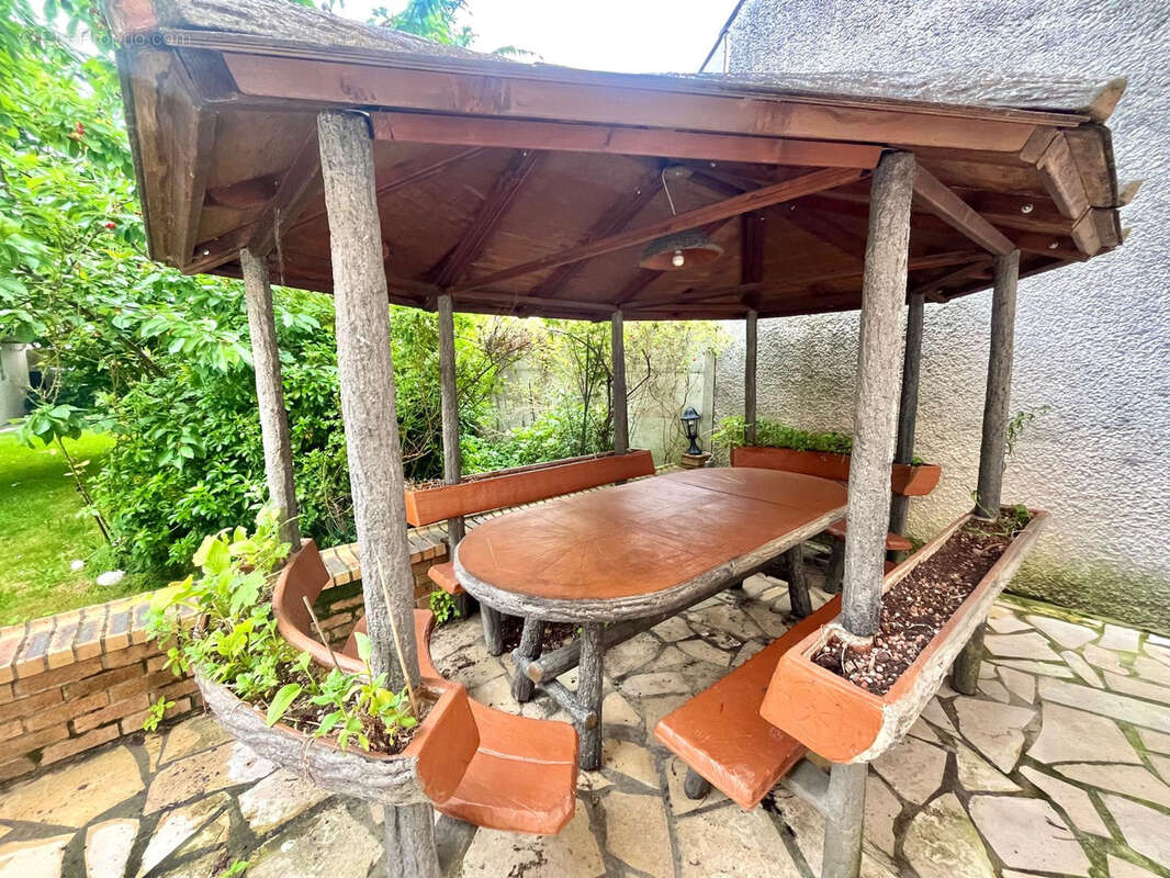 Maison à TREMBLAY-EN-FRANCE