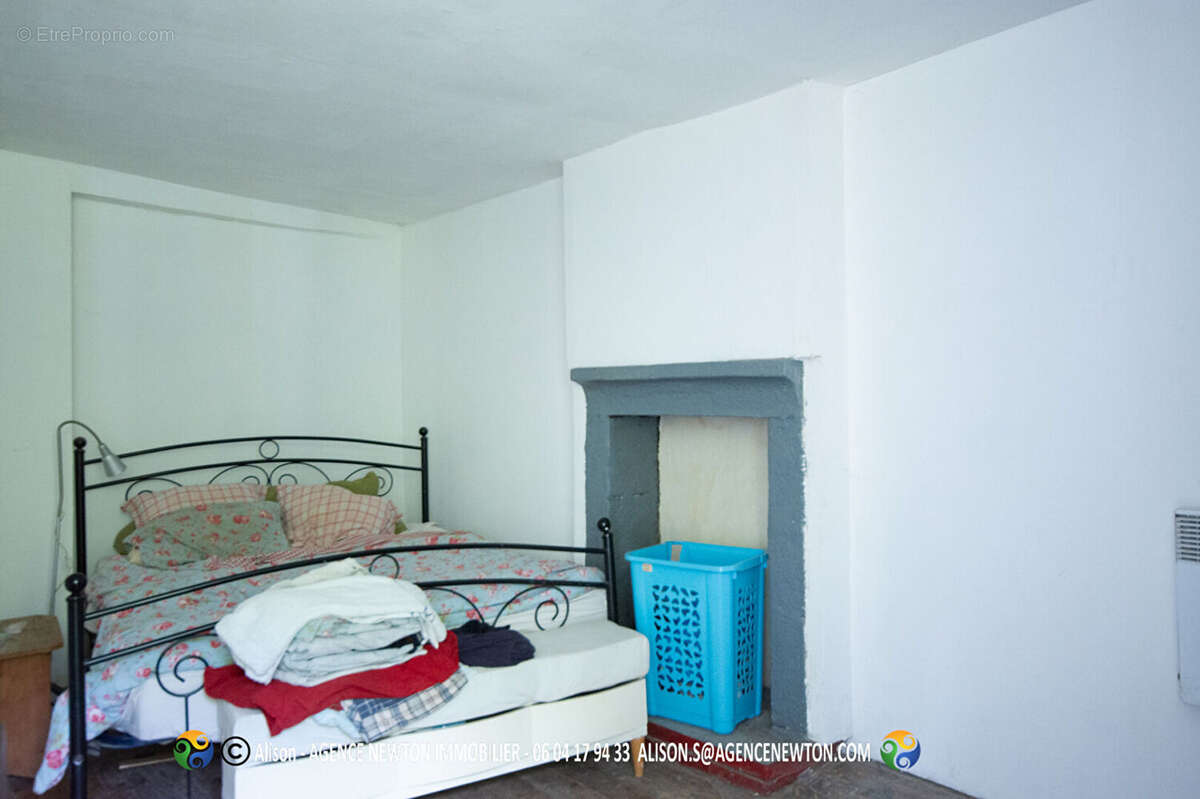 SOUS-OFFRE - NORMANDIE, La Manche, Saint-James. Maison individuelle 2 chambres, à proximité du centre-ville. - photo 12