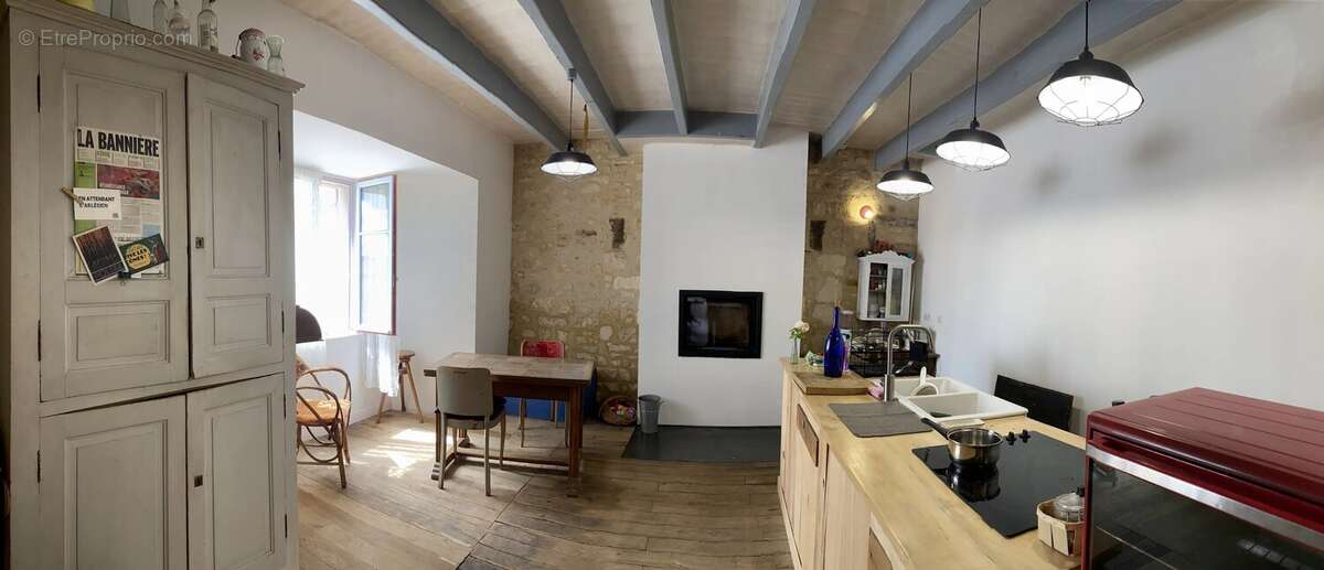 Maison à VARAIGNES