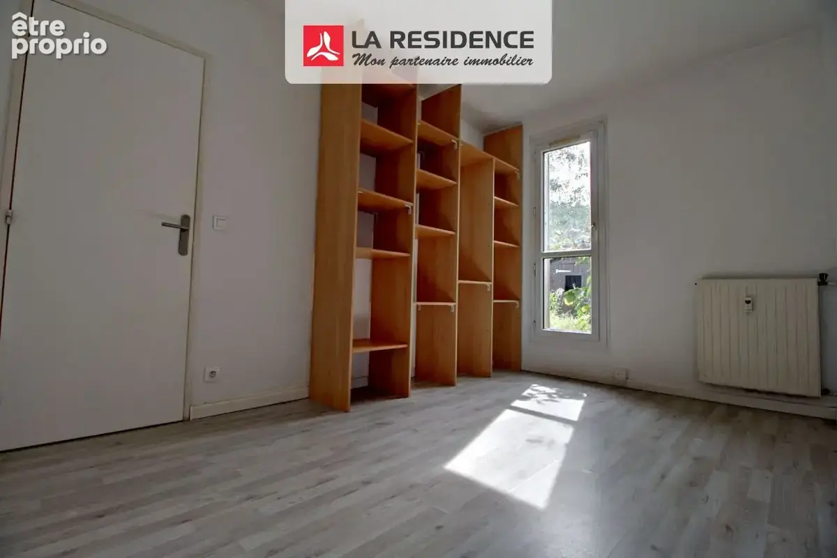 Appartement 70 m² à Cergy  - photo 7