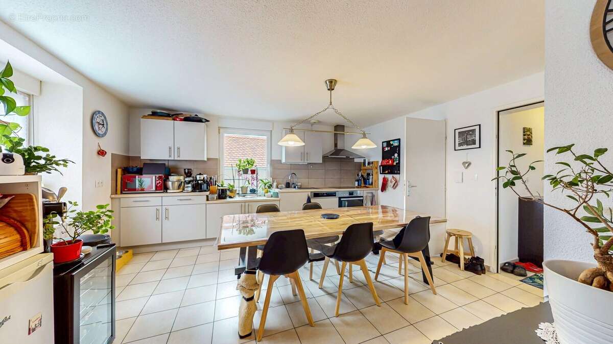 Appartement à SAINTE-CROIX-EN-PLAINE
