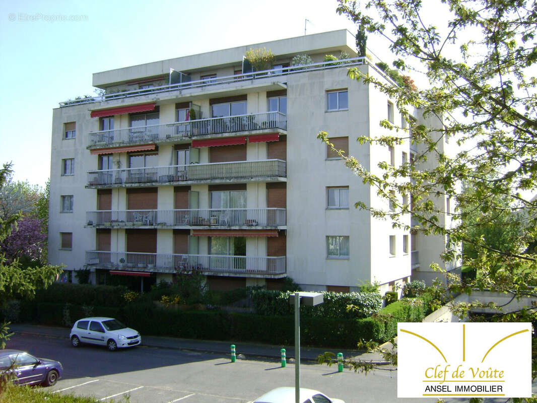 Appartement à RUEIL-MALMAISON