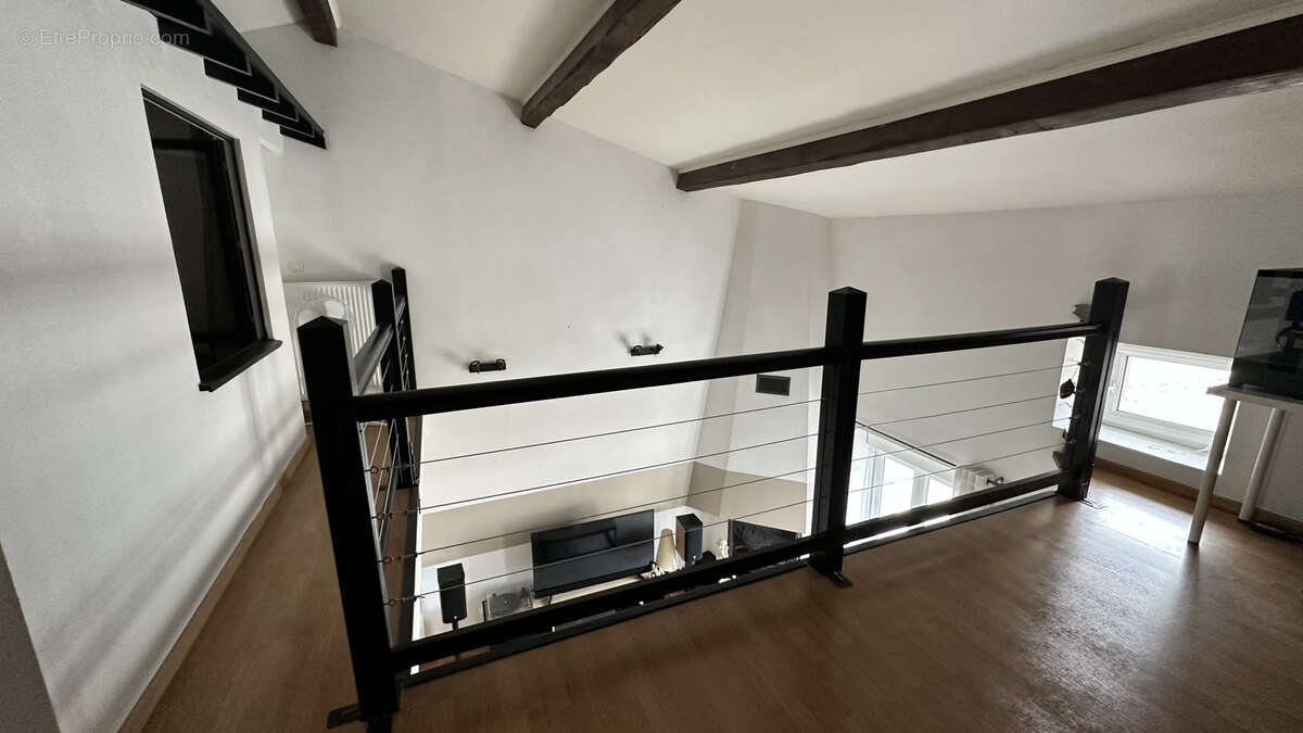 Appartement à BEAUMONT-LES-VALENCE