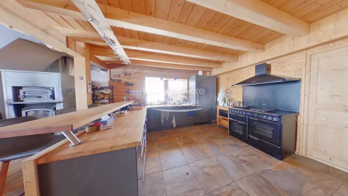 Maison à MIJOUX