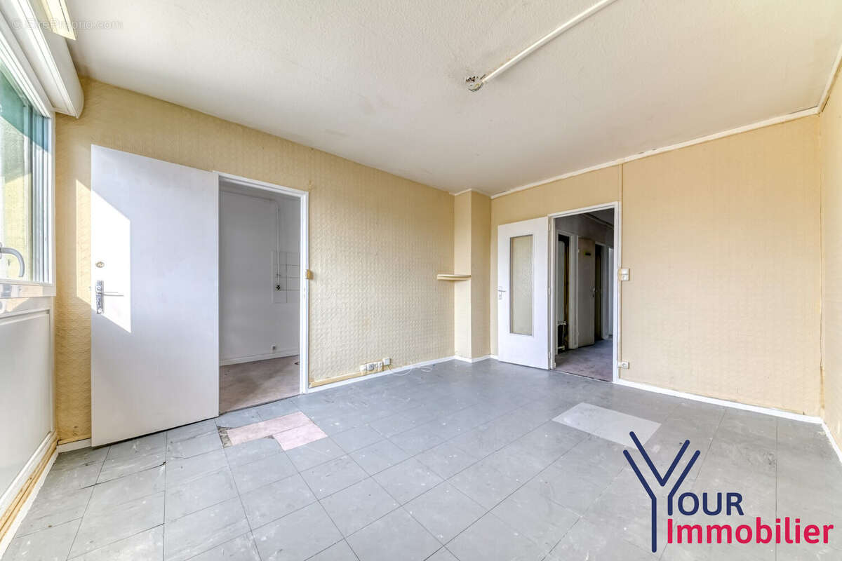 Appartement à VAULX-EN-VELIN