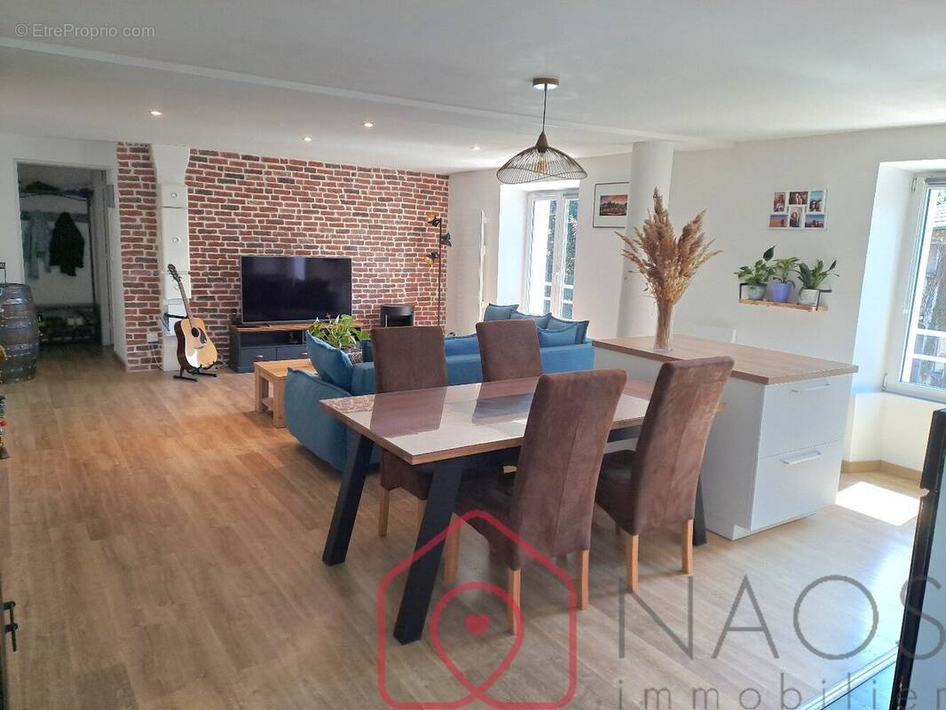 Appartement à CHATEAUFORT