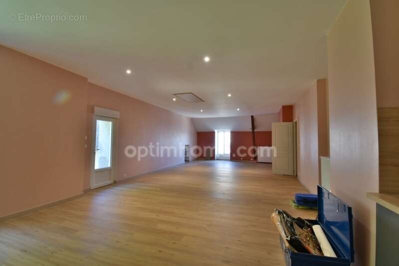 Maison à ARGENTON-SUR-CREUSE