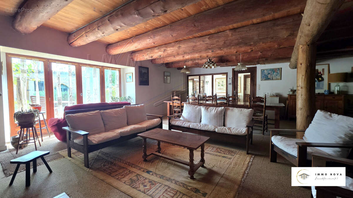 Ancien corps de ferme de caractère aménagé en chambres d'hôtes au cœur du Livradois Forez - photo 3