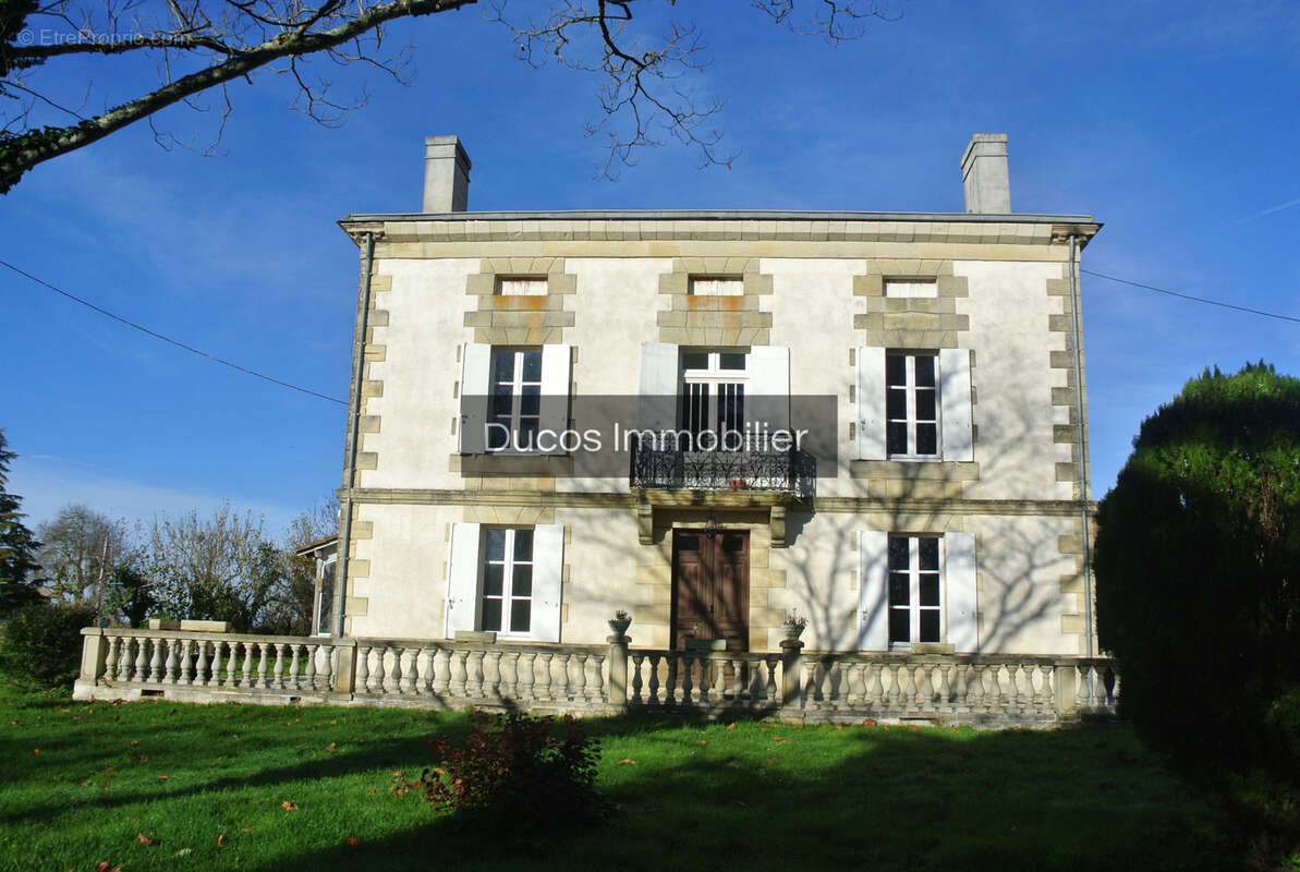 Maison à DURAS