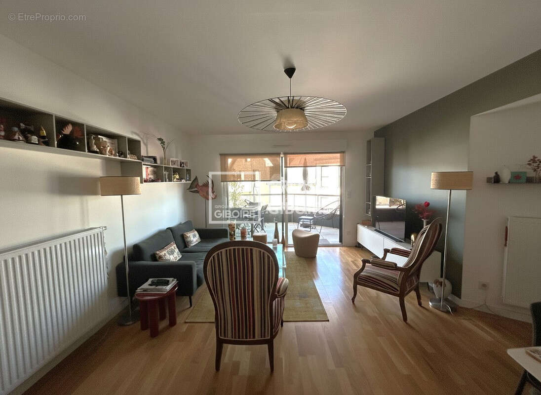 A vendre - agence giboire - appartement 4 pieces recent centre ville proche gare la baule - photo 4