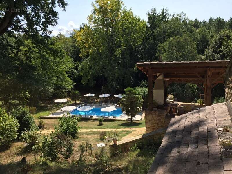 Maison à LE BUISSON-DE-CADOUIN