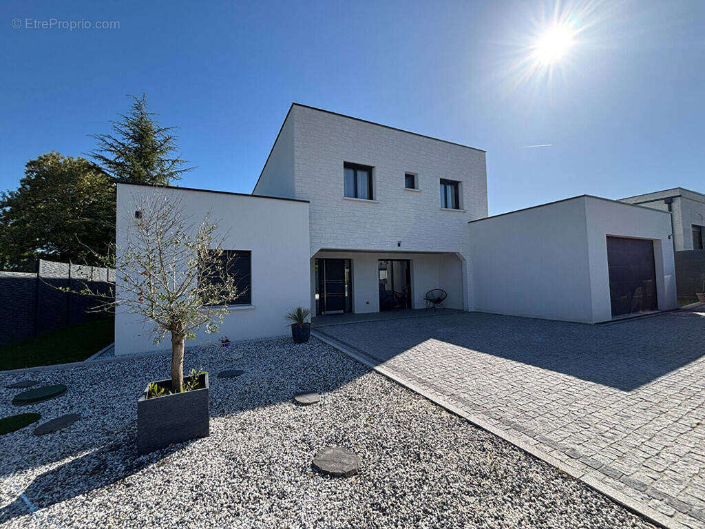 Maison à FUSSY