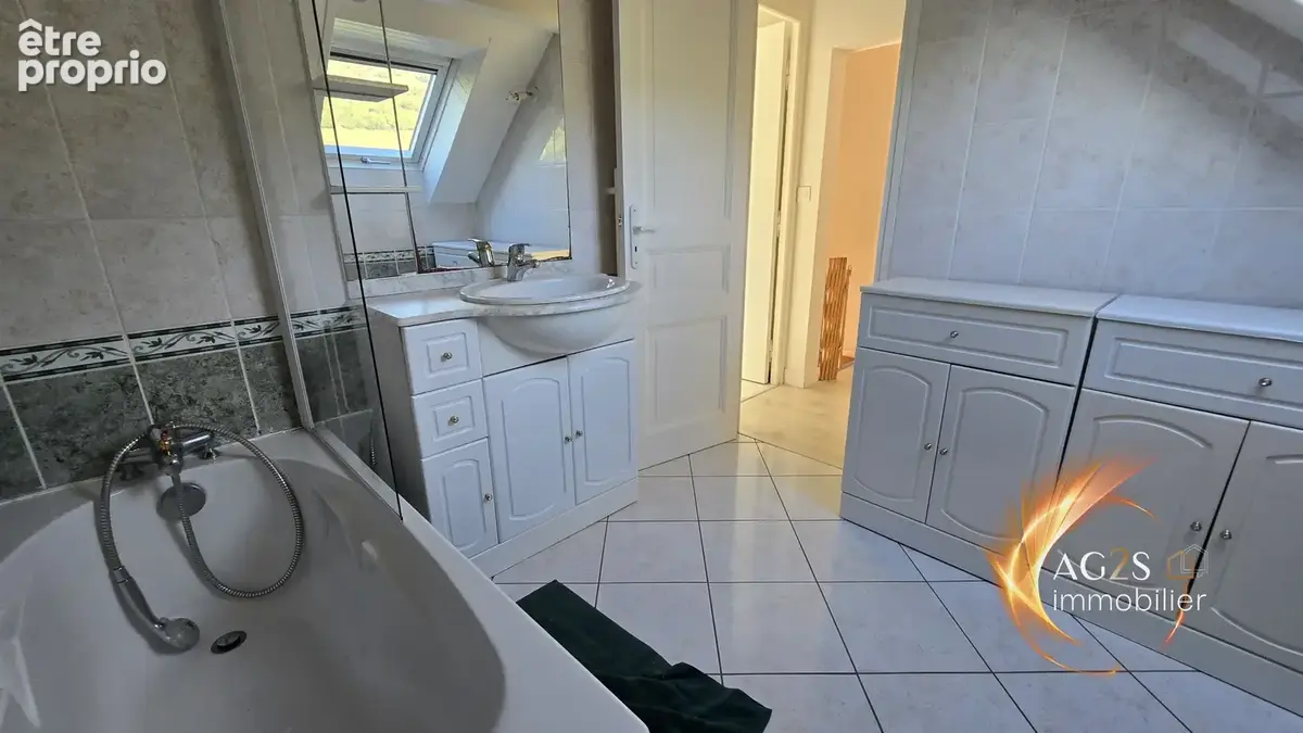 Charmante petite maison en plein coeur de La Rochette - photo 19