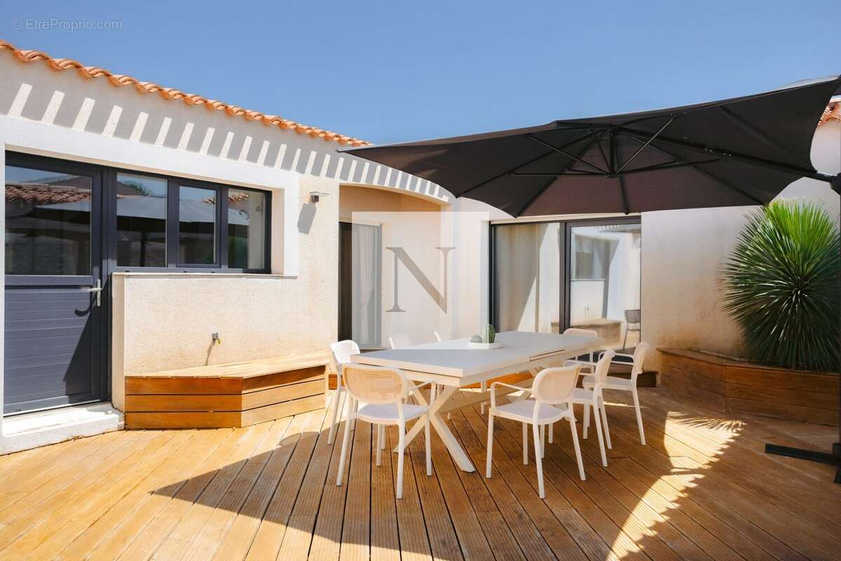 Maison 187 m² à Perigny  - photo 3