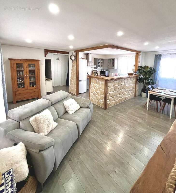 Maison de plain-pied de 142 m² avec T2 indépendant - photo 9