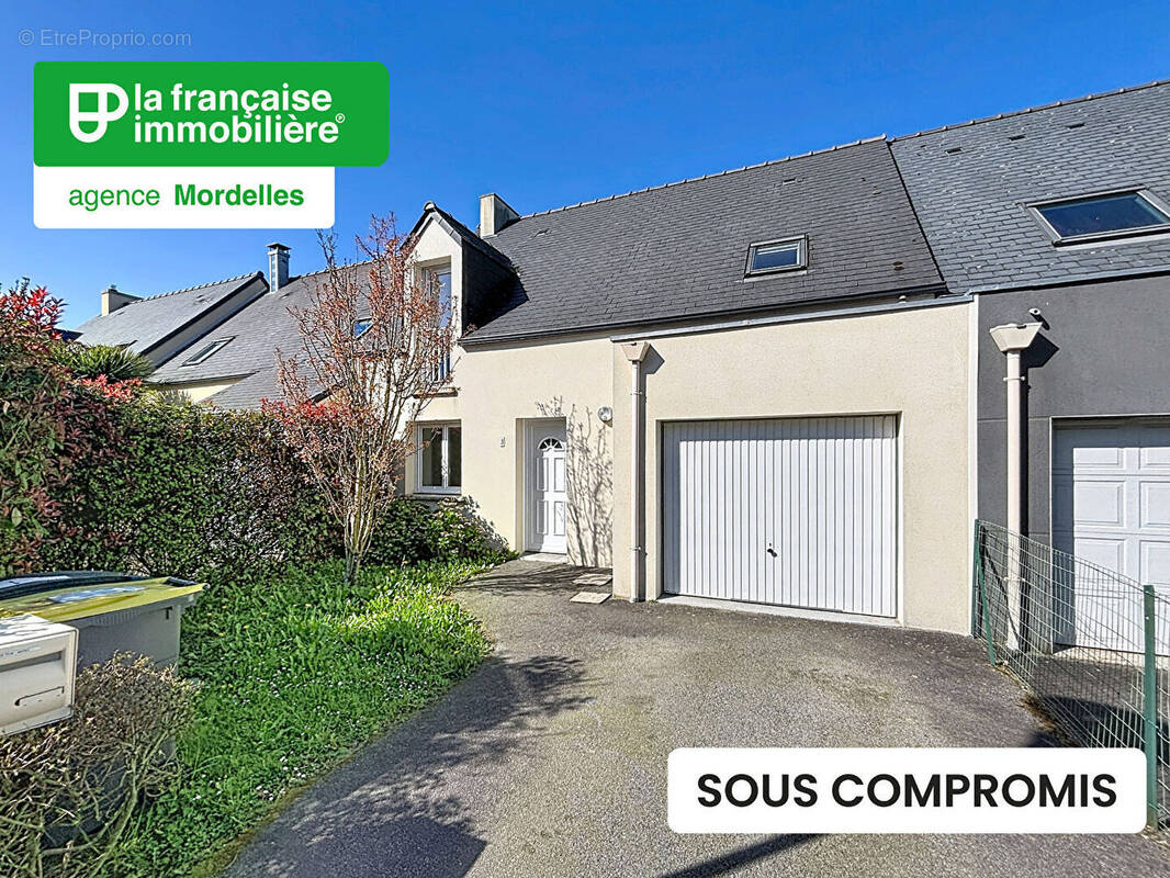 Maison à BRUZ