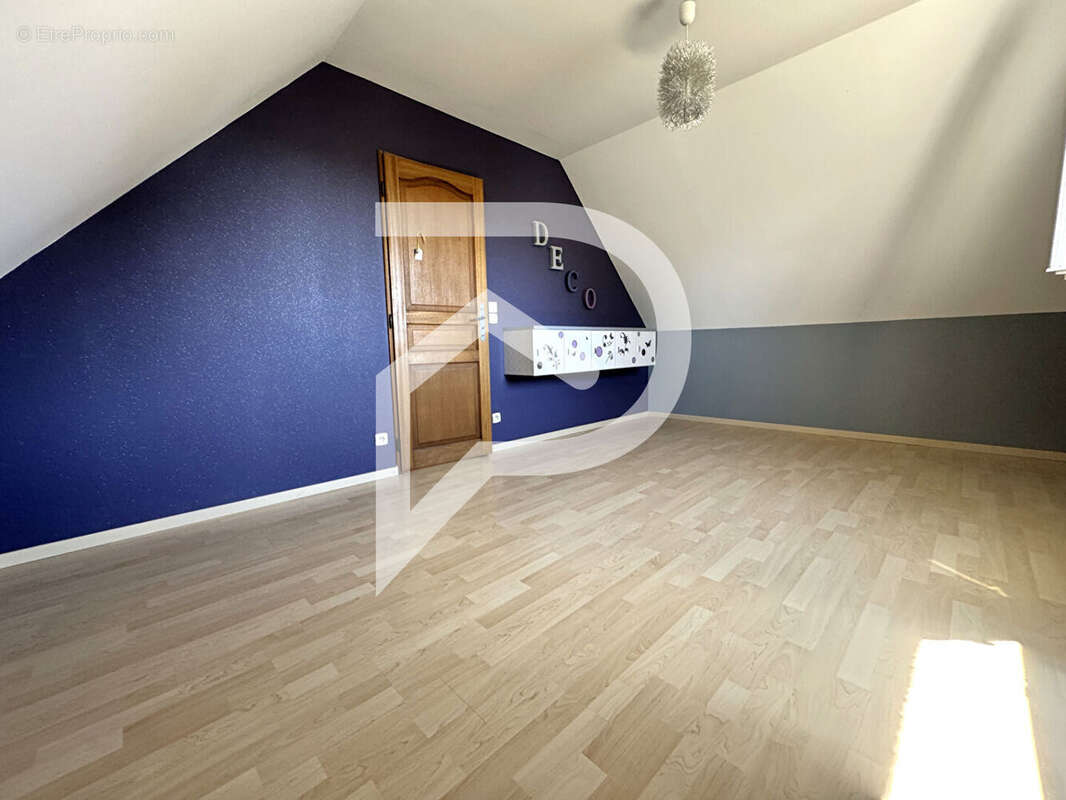 Maison à LA CHAUSSEE-D&#039;IVRY