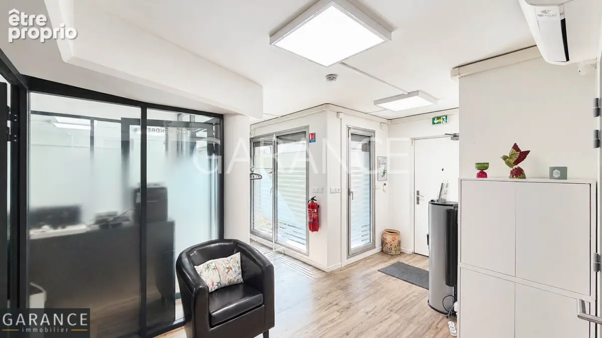 Commerce 63 m² à vendre à Paris-14e (75014) - photo 5