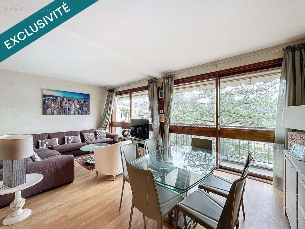 Appartement 87 m² à La Celle-Saint-Cloud  - photo 2