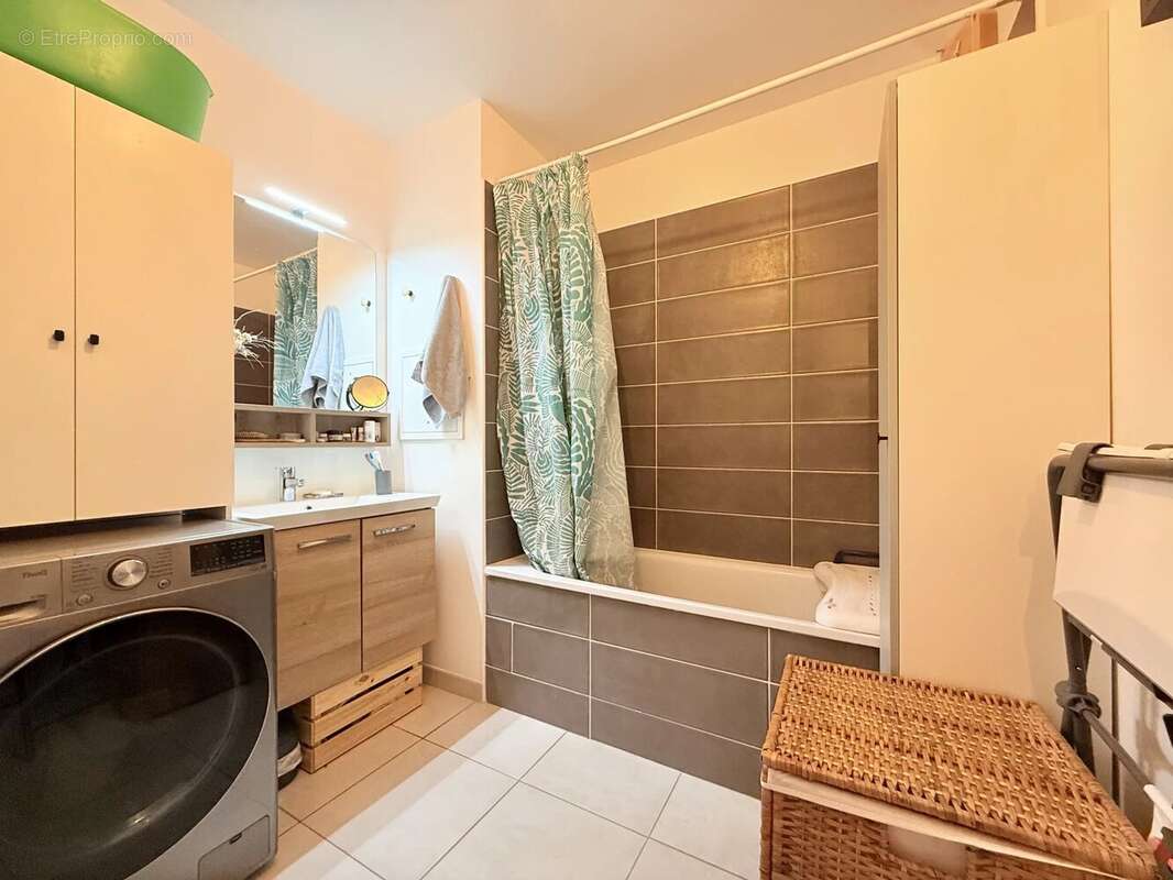 Appartement à ROMAINVILLE