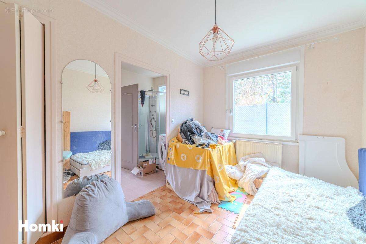 Appartement à REYRIEUX